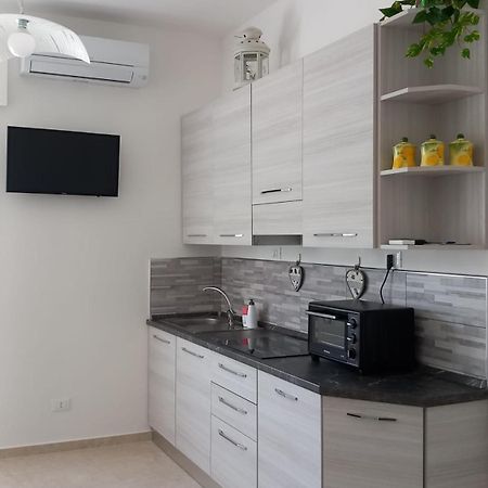 Casa Luce Lejlighed Marina di Massa Eksteriør billede